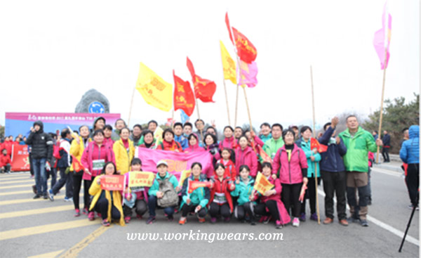 Battery Heated Clothing Team Enjoyed 60KM Hiking Around Mount Tai